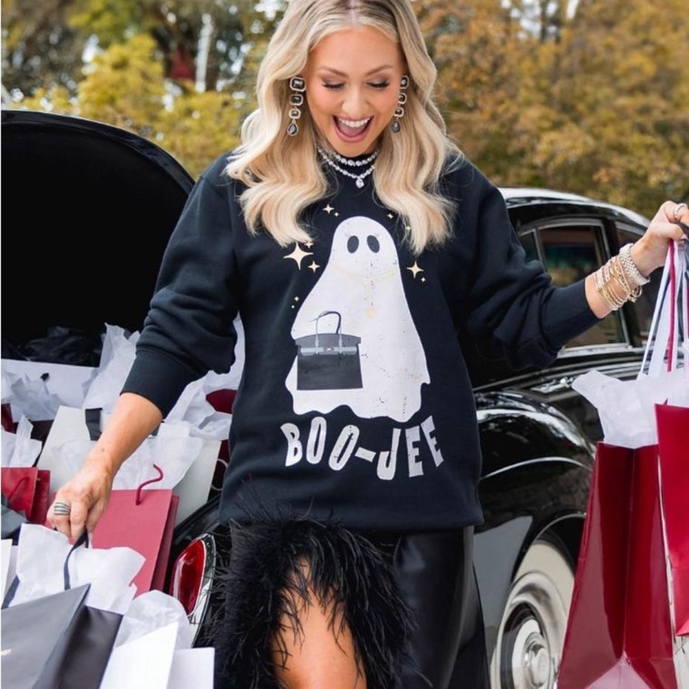 Living Fully- Boojee Sweatshirt. New. Size Large